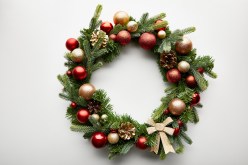 Easy and Affordable DIY Holiday Decorations for a Festive Home